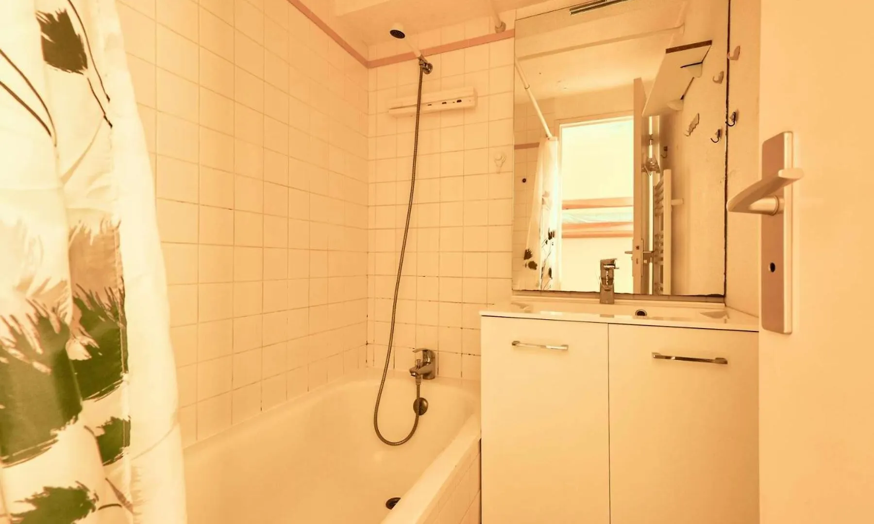 Residence Artigalas - Studio Avec Balcon Et Parking Couvert Dans Le Contre De Bareges Mae-8524 France